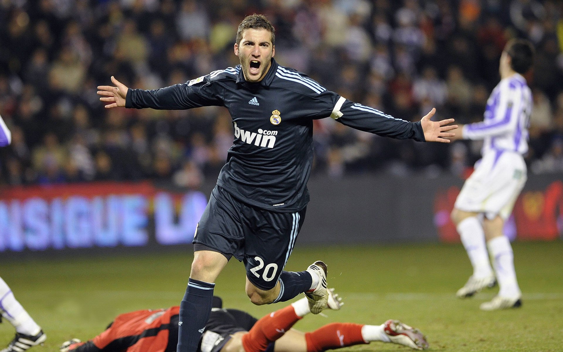 新赛季目标清晰明确，新赛季什么时候拿标