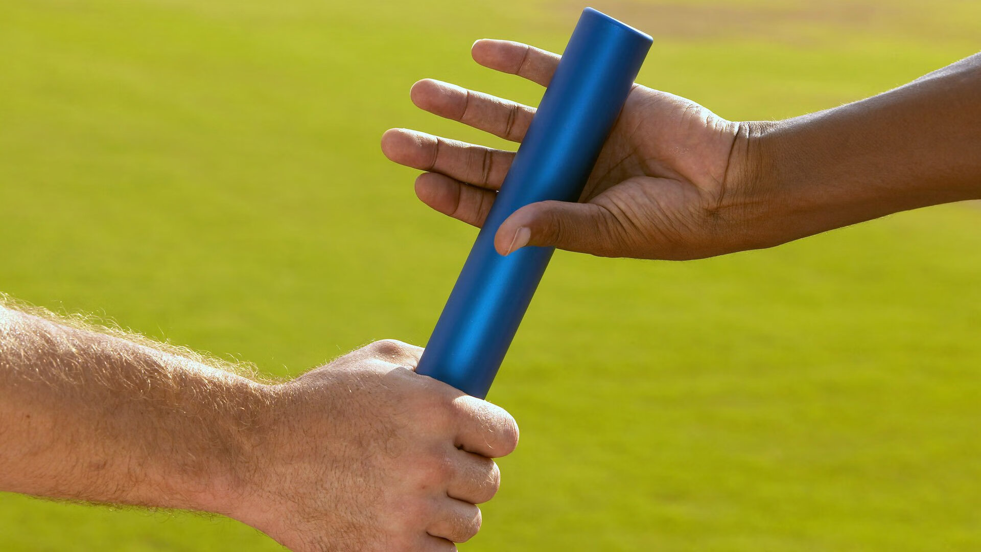 李娜女儿首次参加网球夏令营，李娜网球父母干什么工作